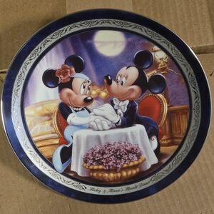 Bradford Exchange Mickey & Minnie Romantic Moments Moonlit Dinner Plate